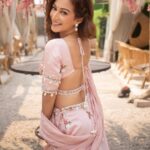 Sunayana Fozdar Instagram - Abhi To Palke Jhukai Hai, Muskurana Baki Hai Unka!☺️ Swipe left👈 Pick your Fav picture💕Mine is the 1st 🥰 . . . . . 📷 @girish_rajput_photography Outfit - @littleens_official Jewellery- @attrangi_designs Mua - @ansarireshma_makeup Hair - @munirashaikh8083 📍 - @truetrammtrunk X @iampuneetgidwani Team - @greenlight__media