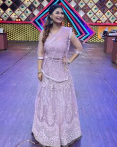 Sunita Gogoi Instagram - Pic of d day 😍

Hair @krishna_hairstylist 
Outfit @styl_chennai 

#sivakarthikeyan #don #promotion #cookwithcomali #entertainment