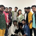 Sunita Gogoi Instagram - All About Last Evening .. After a long time performing live was thrilling and so exciting.. Amazing choreography by @amir__ads and Thankyou to my lovely Dancers🕺 Had fun with d SS darlings @singer_vrusha__ @reshmashyam Hair by @krishna_hairstylist Costume @andy_k_studio #don #movie #launch #dance #choreography #entertainment #privateparty #song