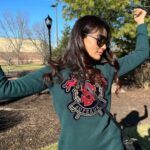 Surbhi Jyoti Instagram - Happiness is Sunlight on winter days ☀️❄️