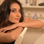 Surbhi Jyoti Instagram - Click Click Click Click ... Ok Done.... @deepak_das_photography @tanyamakeoverofficial