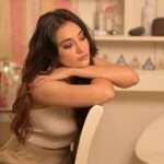 Surbhi Jyoti Instagram - Click Click Click Click ... Ok Done.... @deepak_das_photography @tanyamakeoverofficial