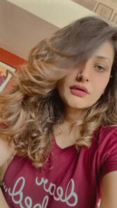 Surilie Gautam Instagram - Mornings🌺