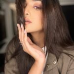Tanvi Dogra Instagram - 🍁