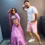 Tanvi Dogra Instagram - Puri @tanvi.dogra 💃Thumkdi 💃🤪🥳🎉 . . . 🎥 @sushant_acharya_offical #trending #trendingreels #tanvidogra #choreographer #himanshugadani #instagram #reels #feelkaroreelkaro #reelkarofeelkaro #londonthumkda