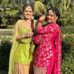 Tanya Sharma Instagram - Rimmiii simmi back at it 😎 don’t forget to watch Lohri special tonight at 6pm only on @colorstv #ssk2 #rimmisimmi #sister #tvshow #punjabi #punjabisuits #punjabikudi