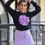 Tanya Sharma Instagram - Good vibes only xoxo . . But this cool sweatshirt from #sharmasisters merch !!! NOW link in bio 😘