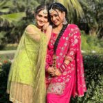 Tanya Sharma Instagram - Rimmiii simmi back at it 😎 don’t forget to watch Lohri special tonight at 6pm only on @colorstv #ssk2 #rimmisimmi #sister #tvshow #punjabi #punjabisuits #punjabikudi