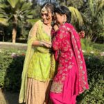 Tanya Sharma Instagram - Rimmiii simmi back at it 😎 don’t forget to watch Lohri special tonight at 6pm only on @colorstv #ssk2 #rimmisimmi #sister #tvshow #punjabi #punjabisuits #punjabikudi