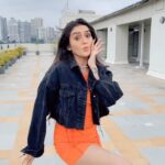 Tanya Sharma Instagram - #oops I did it again 😎 #OOPSwithKing #OOPS #ChampagneTalk #oopschallenge #reels #trend #trendsetter #trendingreels #trendingnow #tanyasharma