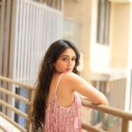 Tanya Sharma Instagram - Tera hi Tera intezar Hain ☺️✨ . . #reels #trendsetter #trending #reelsinstagram #reelkarofeelkaro #explore #touchme #bollywoodsongs #tanyasharma