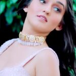Tanya Sharma Instagram - Kesariya tera ishq hai piya Rang jaaun jo main hath lagaun 🧡 . #reels #reelsinstagram #reelsindia #reelitfeelit #kesariya #tanyasharma Jewellery- @missrinkusaini26 Wearing - @kalighataindia Shot by - @israniphotography