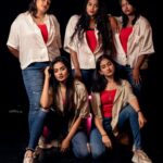 Teju Ashwini Instagram - GANG ♥️ @sathyaphotography3 #tejuashwini#dancevideo
