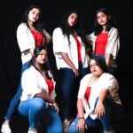 Teju Ashwini Instagram - Meri Jaan 🌹 . . Time to make visions come true ✨So grateful for my girls who are my rock and how are every single one of them so frikking beautiful AND sexy 🔥 . . DC @swathiganesh Dancing with me @teju_ashwini @avantikaa_chari @keerthanaakannan @pooh_xoxo 🤤🔥🔥 Thank you for patiently shooting this for us @sathyaphotography3 . @aliaabhatt @shantanu.maheshwari @neetimohan18 @saregama_official #MeriJaan #gangubaikathiawadi #aliabhatt #shanthanumaheshwari #neetimohan #bollywood #explorepage #swathiganeshchoreography #Reels #Reelsexplore #reelsinstagram #Reelsvideo #Create #Dance #Loveforart