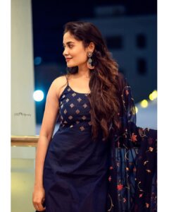 Teju Ashwini Instagram - Itzzzz just blueeeetifulll !!! 😜

Outfit : @moksha_the_clothing 
Stitched by: @labelswarupa 
Jewellery: @mspinkpantherjewel 

📸: @sathyaphotography3 

#tejuashwini
