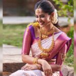 Teju Ashwini Instagram - Happy Pongal/ Sankranthi ❤️❤️ #latepost 🙊 Shot by @bhagathmakka for jayanchandran gold house campaign