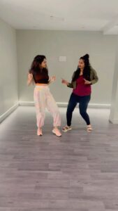 Teju Ashwini Instagram - ❤️❤️ 
This song ❤️
dancing with my love @swathiganesh 😘

Dc@ @thatdancercouple 
Vc @saisiddharth 

#tejuashwini#adiyebachelo#gvprakash#favouritesong