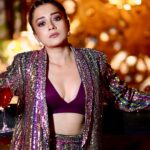 Tina Datta Instagram - To a version that’s gonna be better than ever!! 2023 here she comes… ❤️ . . 🎥: @sk_.click 👗: @poojabagariaofficial 🧣: @nidhikurda 📍: @bombayadda 💄: @upasana.chh__ 💇‍♀️: @irshad__hair . . #TinaKaStyle #StrongerAndBetter #TinaTriumphs #WarriorPrincess #TeamTina #TribeTina #TinaInBB #TinaDatta #biggboss #biggboss16 #bb #bb16 #salmankhan #newyear #2022 #2023 #feelkaroreelkaro #feelitreelit #reels #fashion @voot @vootselect @colorstv @endemolshineind