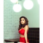 Tina Datta Instagram - Time of the season when reds become redder and the season becomes colder! Christmas coming… 😋 . . 📸: @being_flamingo 👗: @garvili 📍: @invisiblegastronomybar . . #TinaKaStyle #StrongerAndBetter #TinaTriumphs #WarriorPrincess #TeamTina #TribeTina #TinaInBB #TinaDatta #biggboss #biggboss16 #bb #bb16 #salmankhan @voot @vootselect @colorstv @endemolshineind