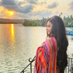 Toral Rasputra Instagram – Just let all the pretty lights in the sky guide you home 🦋

Thank u @priyalmahajanofficial for the lovely click 🤗🤗
.
.
.
#beyou #bepositive #behappy #keepgoing #keepsmiling💞 #stayfocused #staysafe #staycalm😇 #liveinthemoment #lifeisbeautiful Goa, India