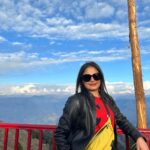 Toral Rasputra Instagram - One of the most enthralling experience to visit Pohlani mata temple at Dainkund peak in Dalhousie which is also known as the singing hill of India. Not so easy trek but absolutely worth & made it a memorable day ❤️ . . . #dainkundpeak #dalhousie #himachal #nature #lovefortravel #beyou #bepositive #behappy #keepgoing #keepsmiling #stayfocused #staycalm #liveinthemoment #lifeisbeautiful Pohlani Devi Temple