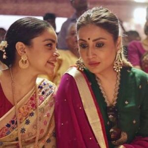 Urvashi Dholakia Instagram - God is Great
God is kind 
God gave me you ❤️✨❤️ 
@sumonachakravarti @taranaraja @shanela08 
:
:
#beautiful #moments #durgapuja #2022 #friendship #goals #love #bliss #happiness #❤️