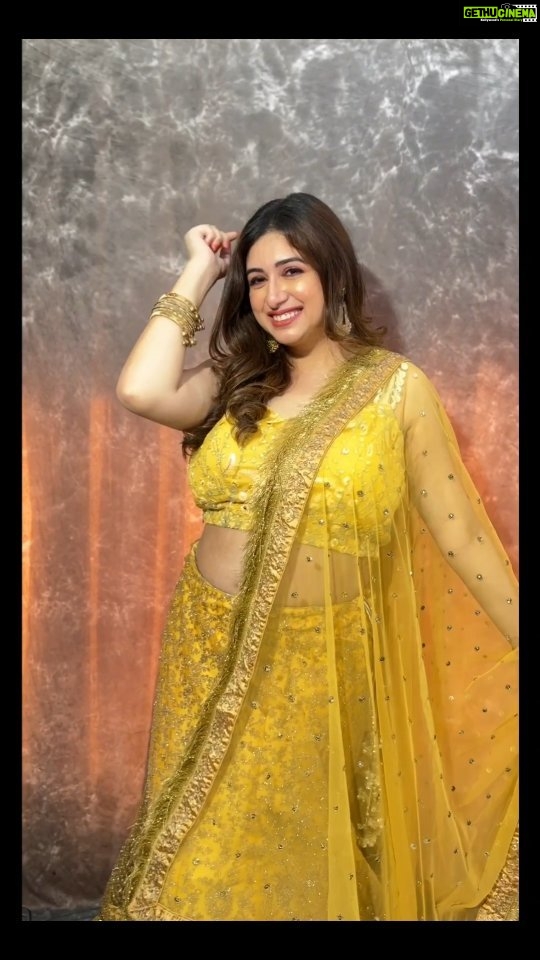 Khushi Kapoor looked stunning in a bright yellow lehenga worth nearly Rs.  40,000 at Rhea Kapoor's wedding 40000 : Bollywood News - Bollywood Hungama