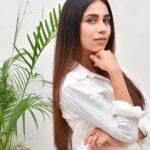 Veebha Anand Instagram - Thank you @biolage for introducing me to these amazing ranges of products! I absolutely love how the Biolage SmoothProof 3-step Regime (Shampoo-Conditioner-Serum) makes my hair frizz free instantly! . and the hero product from this range which is the Deep Smoothing 6 in 1 Serum is definitely my favorite! Enriched with avocado and grapeseed oil, this serum has now become my hair care buddy for life! . On days when I want to add extra nourishment to my hair...The Deep Treatment Packs comes to my rescue! . By using these fab beauties I said goodbye to my frizzy hair and even you can! I would highly recommend you guys to try out these beauties from Biolage and thank me later! Good for hair, good for you, good for the planet! #Ad #BiolageSmoothProofSerum #NatureInspiredProfessionalCare #BiolagePartner #AllSeasonFrizzControl #Biolage #BiolageIndia #MatrixOptiCare #MatrixIndia @biolage