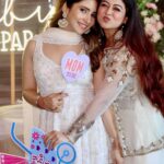 Vinny Arora Instagram - My pillars, my biggest supporters, my cheer leaders , my personal google search ,my favorite humans to brunch with, my beauties ♥️ Girl friends are the 💣 Happy friendship’s day 👯‍♀️👯‍♀️👯‍♀️