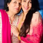 Yamini Malhotra Instagram – Happy Birthday Mrs Malhotra ❤️🎉🎈Happy Birthday Mommy 😍😘 
.
#mommy #mommydaughter #mom #mommy #momlove #mommysbirthday #birthday #birthdaygirl #birthdaywishes #momandme #momfashion #momma