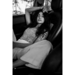 Yukti Kapoor Instagram - See black & white Think in grey & Love in Colours 🌈♥️ 📸 @deepali_td MUA @smrutibhurke_mua ♥️♥️