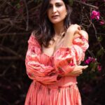 Aahana Kumra Instagram - Just phooling around 🌸🌸🌸💕💕 #earthday #happyearthday #summerblooms #tuesday Photography : @yashjangidphotography Styling and concept : @abhimanyusinghtomarr Make up and hair : @omsenmakeup . . . . #jaipur #rajasthan #sunmer #pink #pinkpinkpink #bloom #infullbloom #blooms #photography #aahanakumra #summervibes #summerishere Jaipur - The pink city