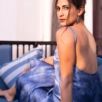 Aahana Kumra Instagram - Walking into the Monday blues be like 🦋💙🧿 #mondaymorning Photography @yashjangidphotography Styling @abhimanyusinghtomarr Hair & Make up: @omsenmakeup Earrings : @flyingfishaccessories Location : @dyore_experiences . . . . #photoshoot #jaipur #rajasthan #photography #aahanakumra #monday #mondayblues #mondaymotivation #mondays #mondaymood Jaipur - The pink city