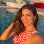 Aahana Kumra Instagram - Sunsets and pools 🌸🌞🫶🏜️🐫🥂🦚👙🌊🏝️🐚 . . . 📍 @narendra.bhawan.bikaner . . #thursday #thurdaythrowback #throwbackthursday #thursdaymotivation #getaway #swimsuit #sunset #pool #poolside #nofilter #sunlover #sunshinegirl #aahanakumra #rajasthan #bikaner Narender Bhavan, Bikaner