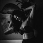 Aahana Kumra Instagram - Cigarettes after sex 🖤 #portraits . . . . #tuesday #aahanakumra #photography #photooftheday Mumbai - मुंबई