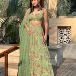 Aahana Kumra Instagram - Shaadi season lewks ft mehenga lehenga 🦚💚💕🌸🫶 #waybackwednesday . . . . #wednesday #weddingphotography #shaadiseason #weddingseason #indianoutfit #aahanakumra #sunshinegirl #sunlight Mumbai - मुंबई