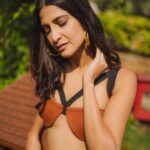 Aahana Kumra Instagram - In the end it’s not the years in your life but the life in your years that matter! 🤎🤎🤎 Styling : @juhi.ali Make up : @glambysalman Hair : @abidansanri Managed by : @suchijaggi @itsbhavyapatel_ . . . . #indialockdown #promotions #throwback #waybackwednesday #brown #aahanakumra #pressconference Mumbai, Maharashtra
