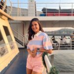 Aahana Kumra Instagram - I hereby declare myself as a pool baby!! 👙🏊‍♀️💁‍♀️ What a weekend!! 💯☀️ And now ready to take over the world! 2023 here I come! 💕🦄👙💁‍♀️🌞🌅🌈💯 #mondayblues 💙 #happynewyear #happynewyear2023 . . . . #newyear #poolbaby #poolvibes #peace #quiet #bliss #aahanakumra #monday #mondaymotivation #mondaymood #mondaymantra #getaway #weekendgetaway Some Where Peaceful