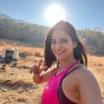 Aahana Kumra Instagram - 01. 01. 2023 Sunrise. Morning hike. Pool time. Best day! 🌞👙🏃‍♀️🌅🌸🏊‍♀️💁‍♀️❤️ #happynewyear #happynewyear2023 . . . . #newyear #2023 #aahanakumra #sunday #sundayfunday India