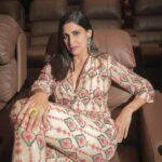 Aahana Kumra Instagram - Boss lady always 💯💁‍♀️ Styling : @juhi.ali Make up and hair : @omni_thakkar Photos by : @rohitmalekar1 #thursdaythoughts . . . . #thursday #thursdayvibes #thursdaymotivation #aahanakumra #bosslady #photoshoot Mumbai - मुंबई