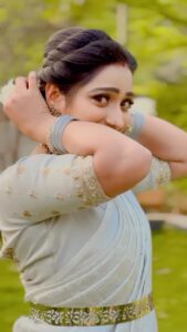 Aashika Padukone Instagram - Jimikki ponnu 🤍
#jimikkiponnu #ootd #shootmode #trinayani #zee 

Shot by: @bharath_smart_king_9121 
Designer: @mickeyfashions6
Saree: @rdm_collections90