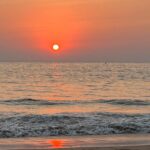 Ahsaas Channa Instagram - Tumhare mere beach’🌅🌊☀️