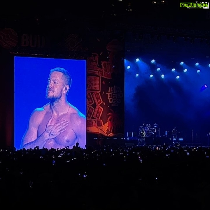 Ahsaas Channa Instagram - You know when you hear your favourite songs live, it’s an extremely surreal feeling. What an awesome show! A lot of emotions watching @imaginedragons , a band I’ve been listening to since I was in 9th standard, singing their songs with them live!!!! goodness @lollaindia ✨🥲 Thanks to @budweiser @budweiserbeats for making this happen for me. I’d like you all to watch every video till then end to not avoid my bad singing along and awkward yet very excitingly dancing 💕 #GetYourBeatsOn #BudXLolla Excuses and brown Munde, live sunke toh hum pagal hi Ho gye bhai @ap.dhillxn @ishaniyat @baskarabhi @gulati06