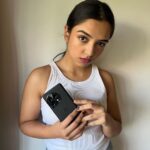 Ahsaas Channa Instagram - It’s #Dominate time. Catch me live battling it out at the Dominate 3.0 with the #OnePlus115G. Stream starts March 11 at 6:00 PM !!!!!