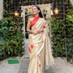 Ahsaas Channa Instagram - Diwali 2022✨ One of the main reasons I love Diwali is that I get to wear a saree. This years saree is from @reshamhos