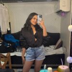 Ahsaas Channa Instagram - Hello pls ignore the messy vanity room. Wind cheater by @whatnots.in