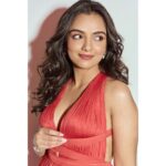 Ahsaas Channa Instagram - 23 📛 📸 @deovaltrivedi51 Wearing @shehlaakhan Makeup @ritikaturakhia01 Hair @pallavigadade Earrings @kushalsfashionjewellery Rings and bracelet @house.of.midas
