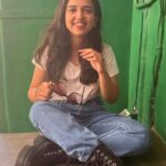 Ahsaas Channa Instagram - Killer boots, nice coffee, cool background, a pimple patch, cute sunglasses and a bestie who knows how to click pictures. Last Saturday was good. 📸 @kevinkennethlee Subko Coffee