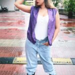 Akasa Instagram - princess face and samurai mind 🔪 • • • waist coat: @theroverjournal.co • • #akasa #akasasingh #akasians #akasakebesties #ootd #style #fashion #love #trending #trendingreels #explore #fyp #naagin #shringaar