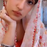 Akasa Instagram - teri mehfil mein lekin… ✨ • • • • • #akasa #akasasingh #akasakebesties #akasians #trending #trendingsongs #indian #desi #punjabi #ethnicwear